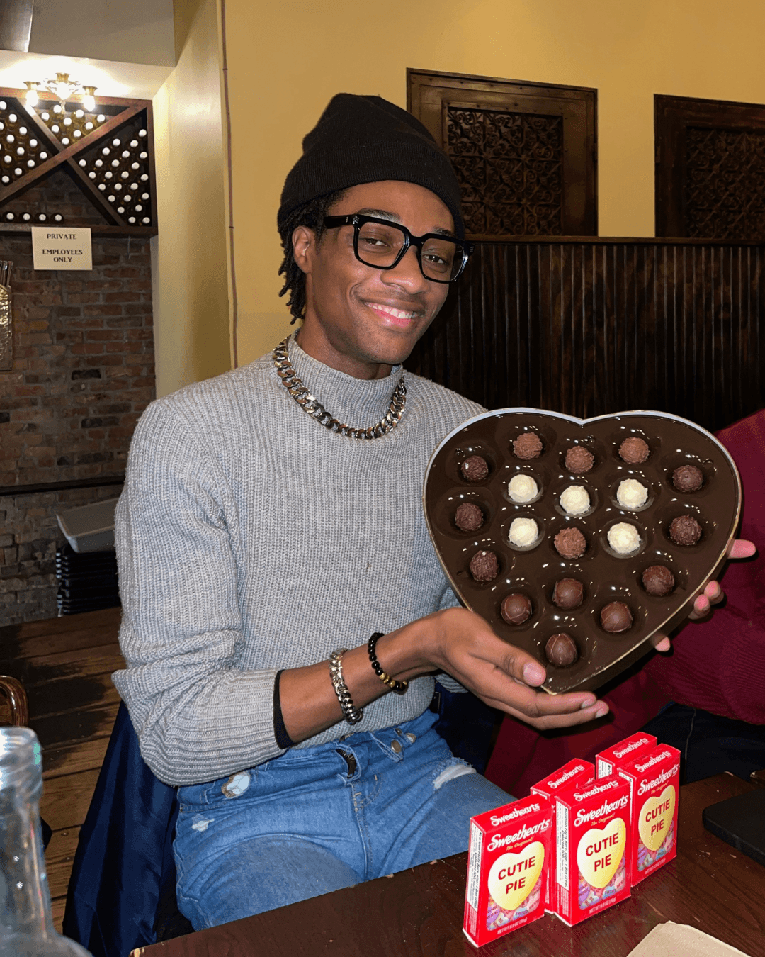 RU2 Valentine hero slideshow